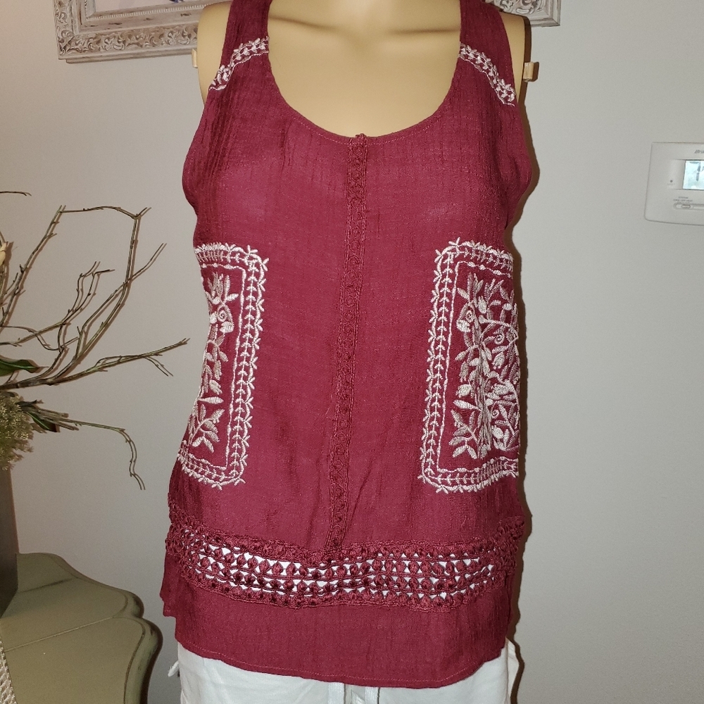 Sweet Wanderer Boho Embroidered Sleeveless Tank - Size S